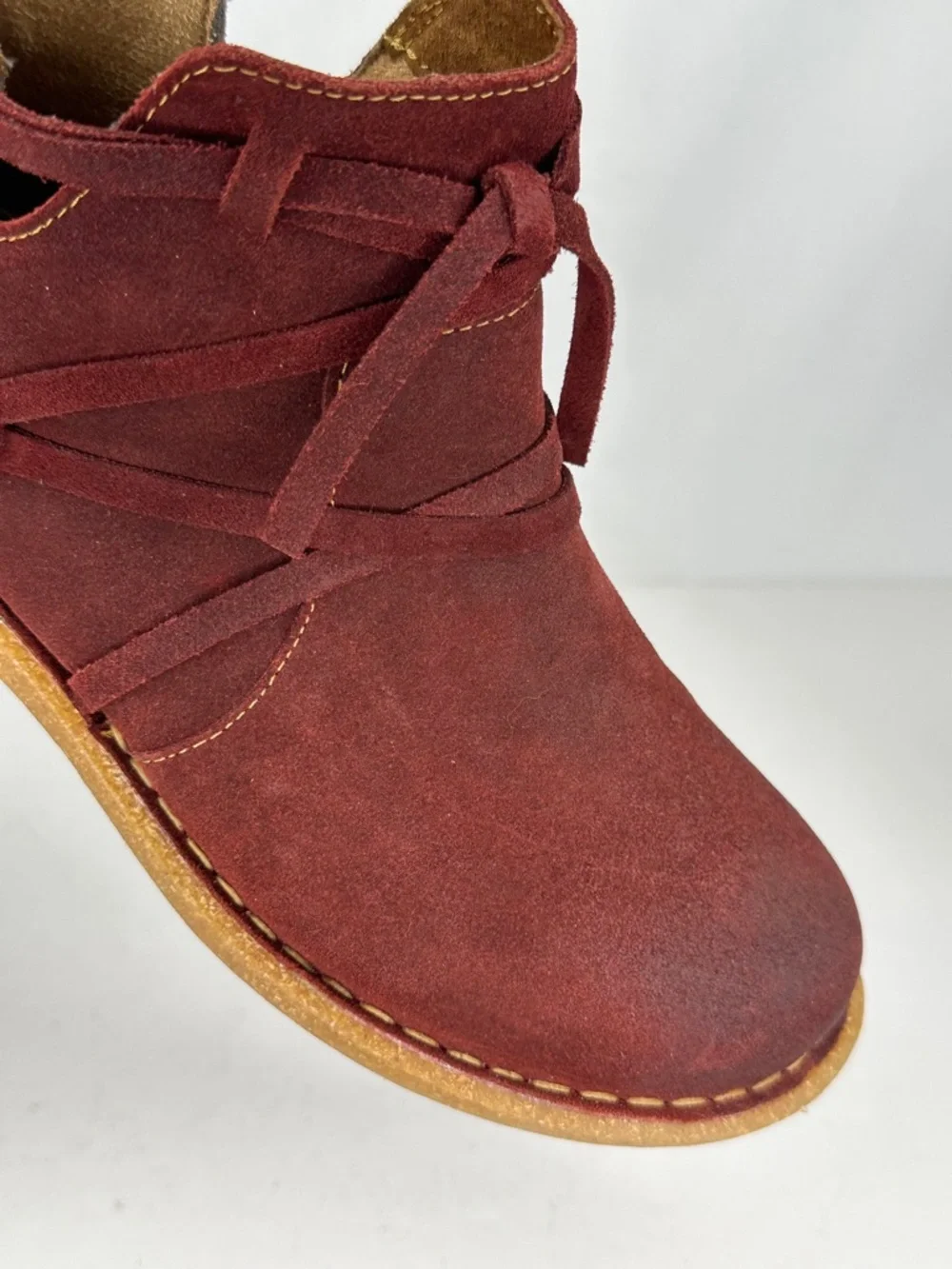 Born Tarkiln Burgundy Suede Ankle Boots Distressed‎ Wrap Laces Boho Sz 8 - Picture 7 of 11